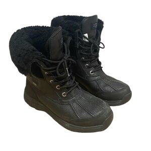 UGG ADIRONDACK III Women’s Leather Lace Up Waterproof Winter Boots Black 7